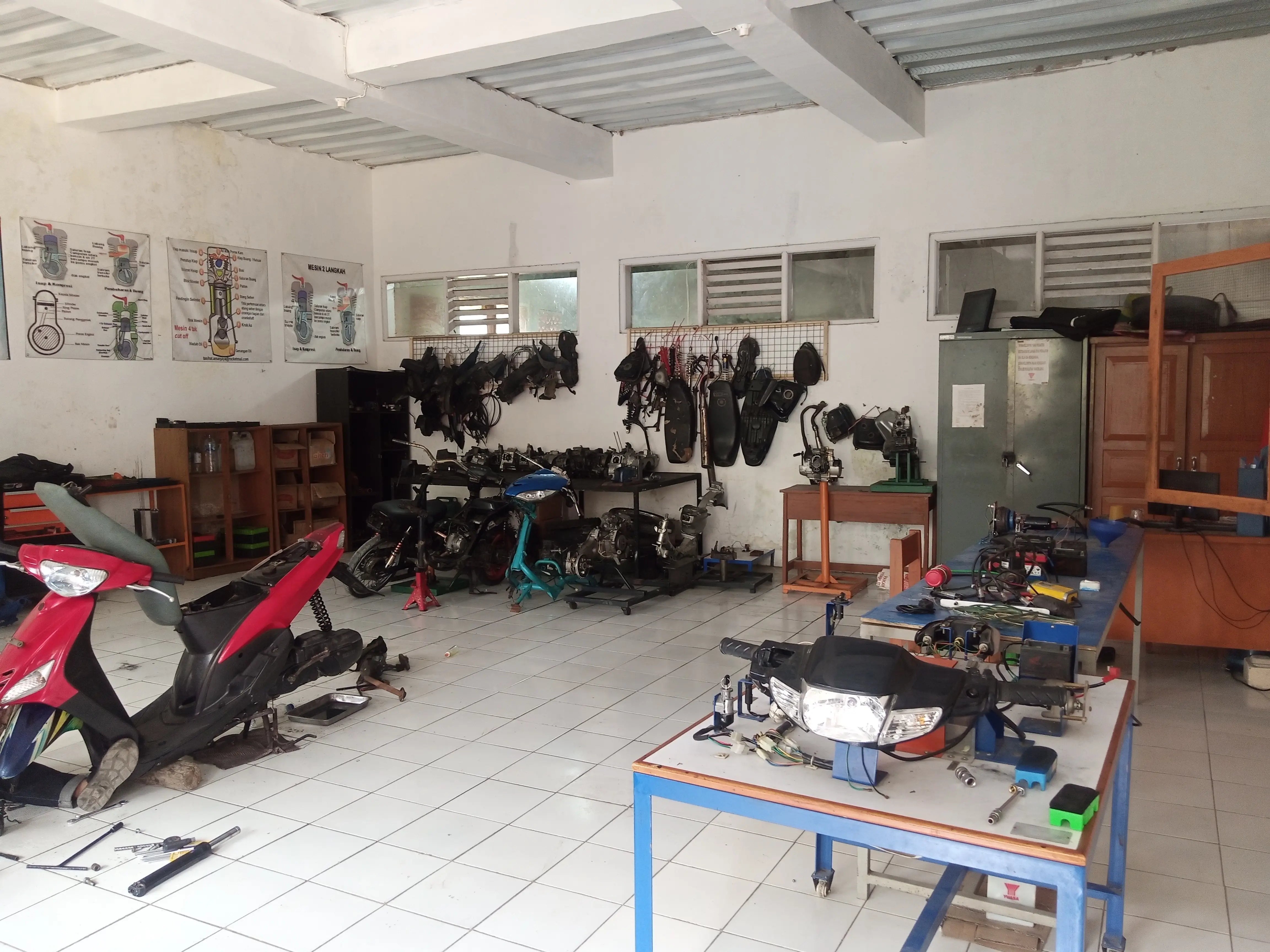 Bengkel Otomotif Smk Bina Siswa 2